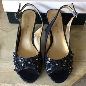 Karen Scott Slingbacks